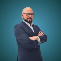 Lic.-Fabian-Palacios-Munoz.jpg